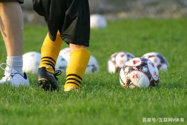 富勒姆以5000万欧元引进两名皇马球员，帕拉西奥斯重返阿韦洛亚麾下